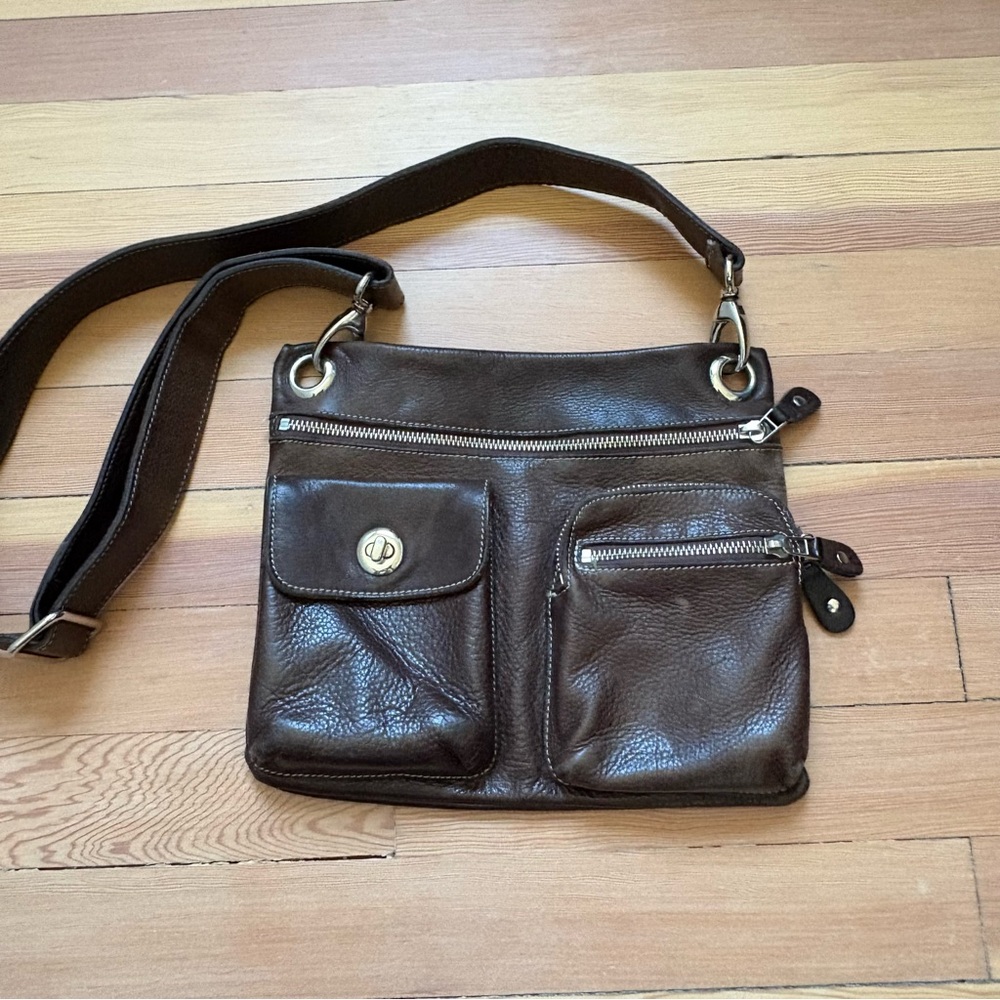Roots Villager Brown Leather Crossbody Bag
